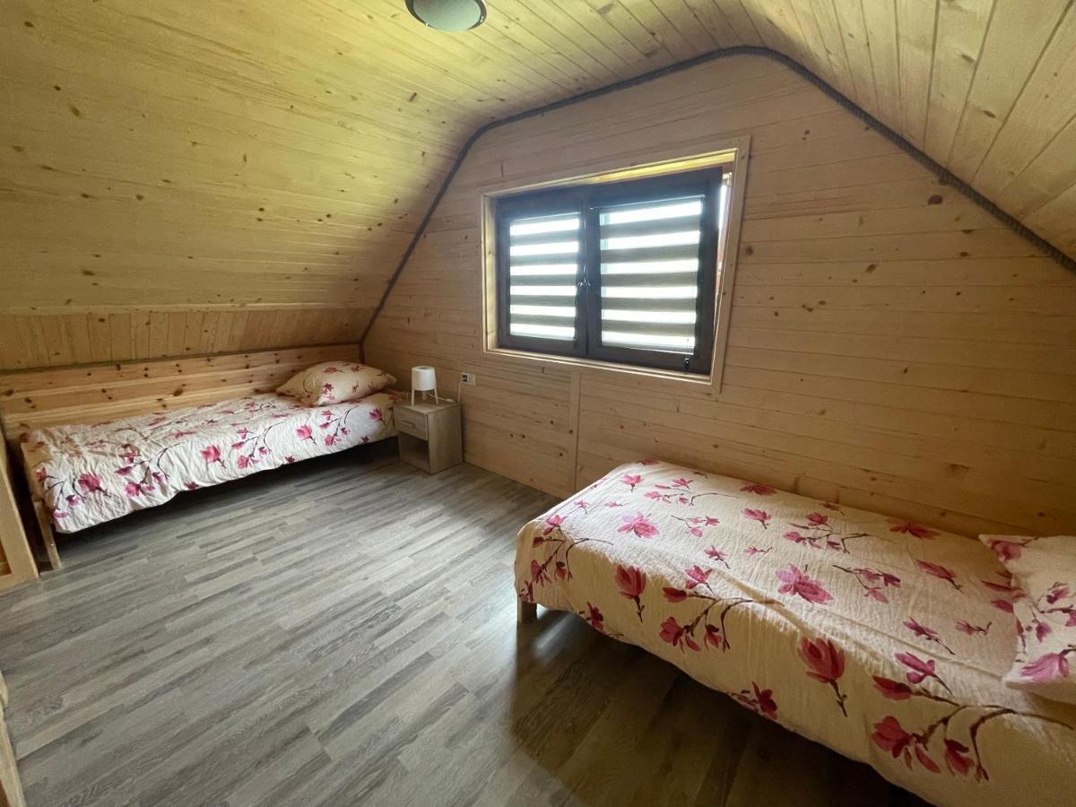 Hotel Uweronci Ustrzyki Dolne Exteriér fotografie